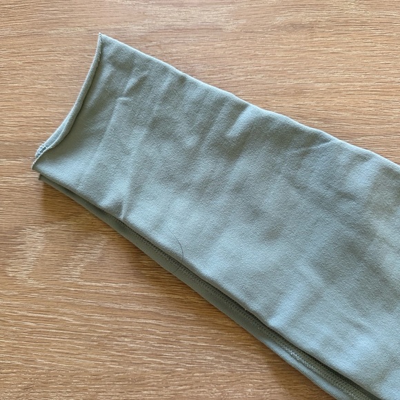 ALO airbrush 7/8 high waist legging - Picture 2 of 2